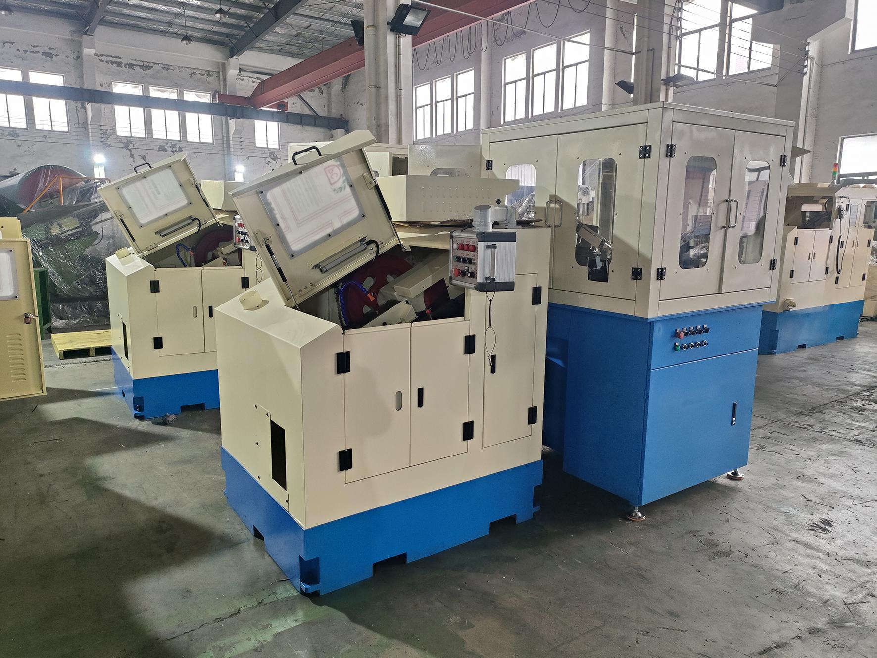 高速全封閉護(hù)罩CY05X搓絲機(jī)配華司機(jī)